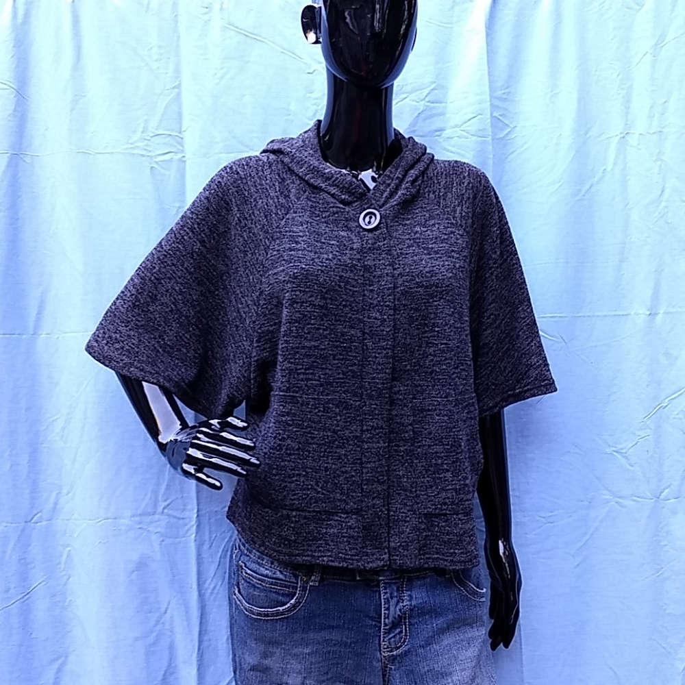 Grey cardigan/poncho